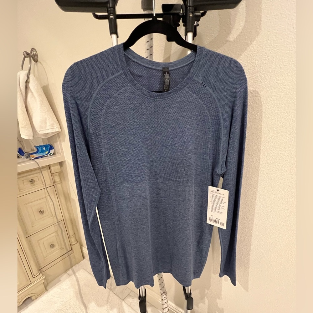 LULULEMON METAL VENT TECH